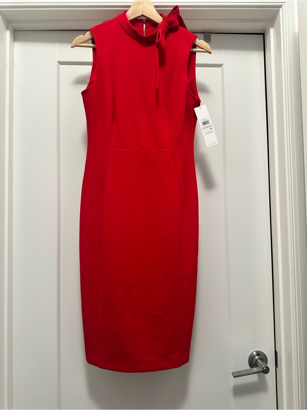 ❤️ NWT! Red CALVIN KLEIN Tie Neck Sleeveless Dress - Size 6 - Picture 3 of 11